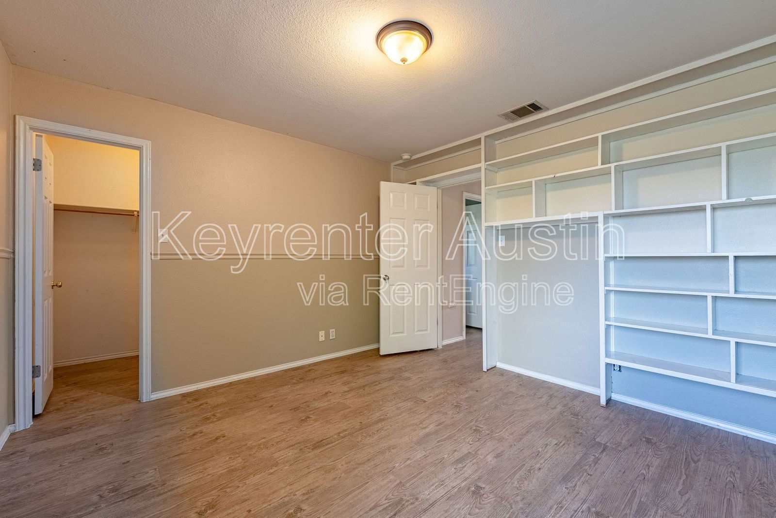Gallery Image 18