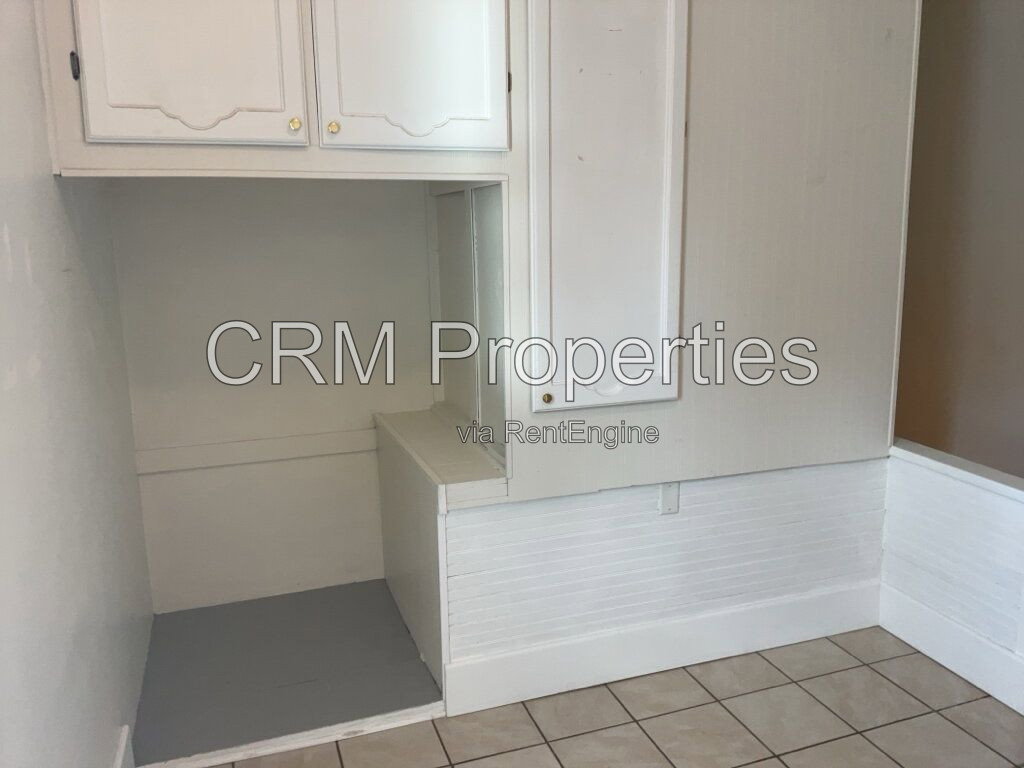 Gallery Image 19