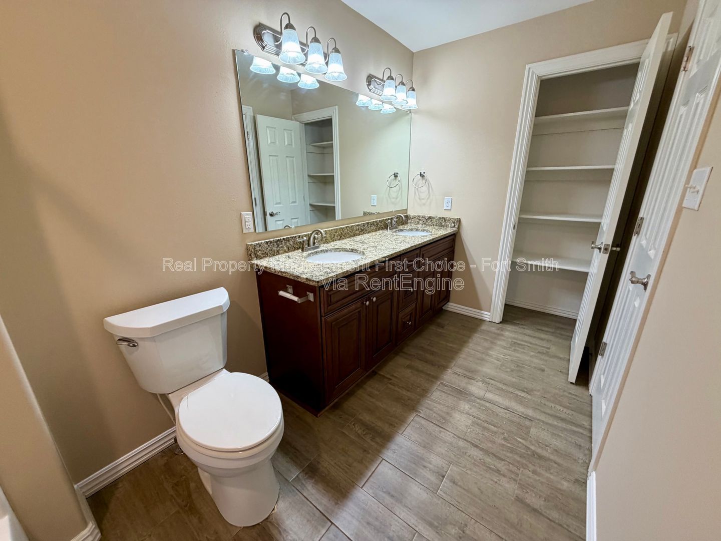 Gallery Image 15