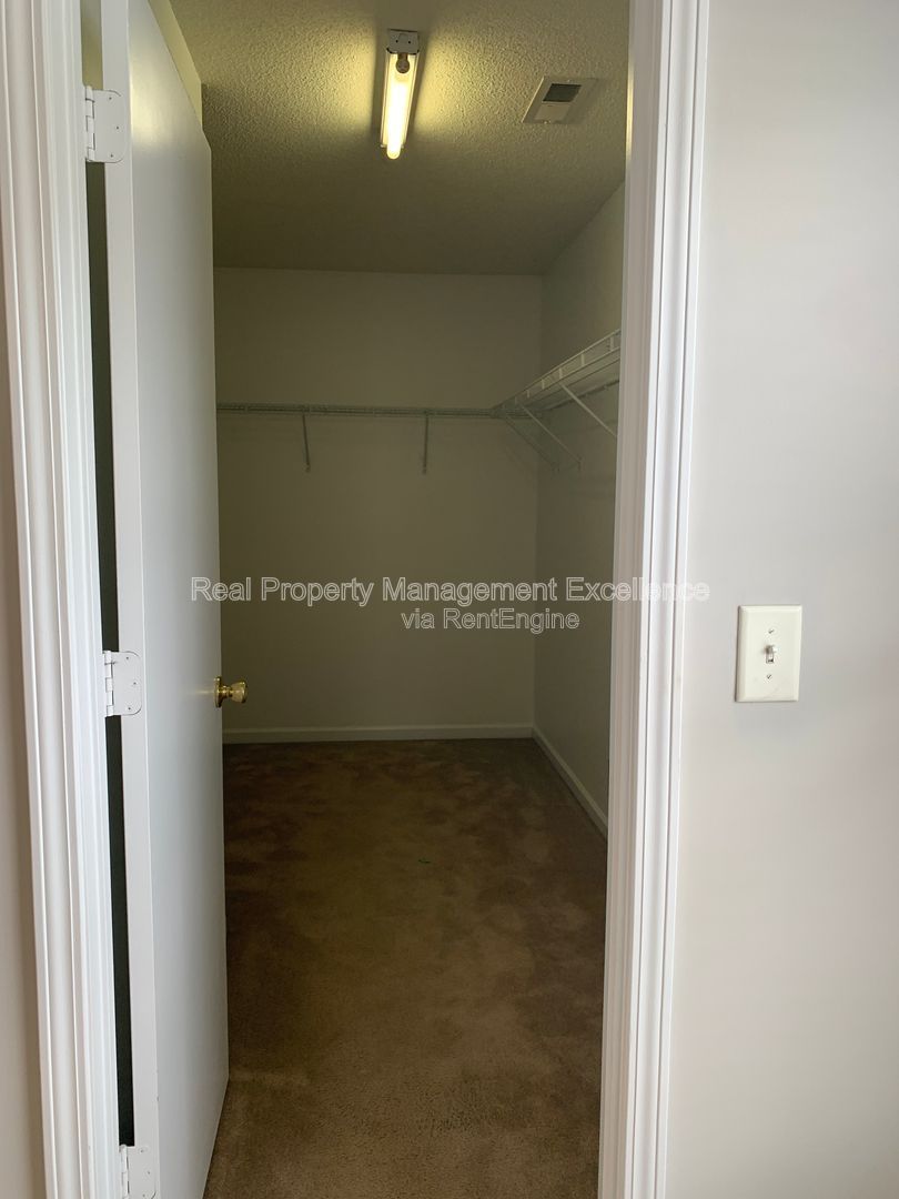 Gallery Image 19