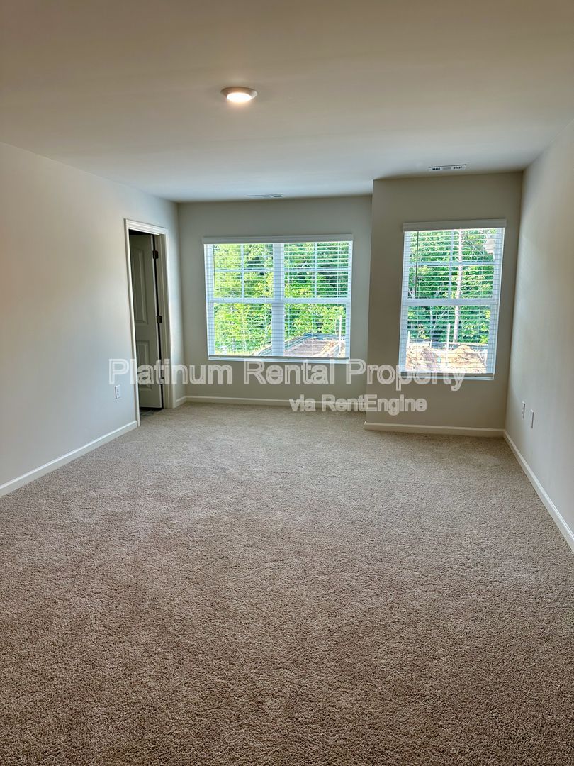Gallery Image 44