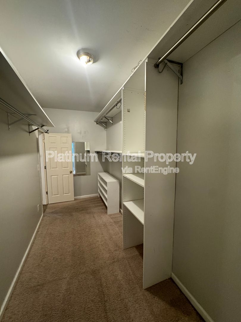 Gallery Image 19