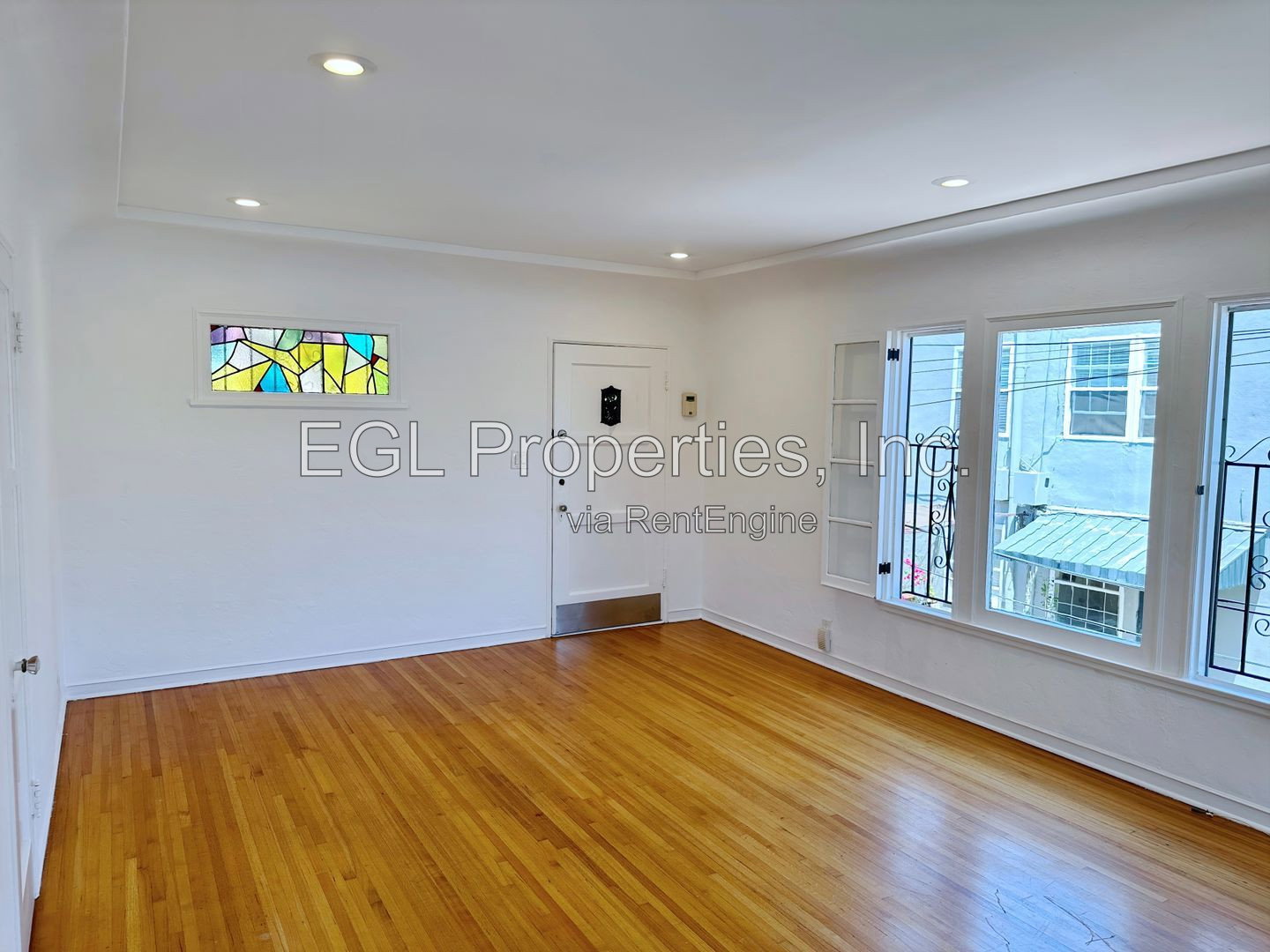 Gallery Image 6