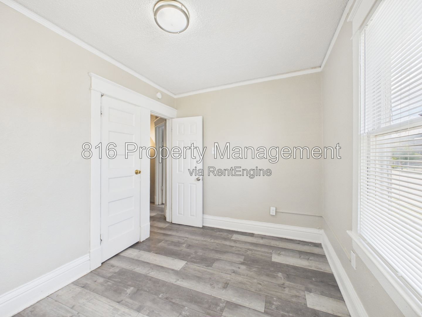 Gallery Image 22