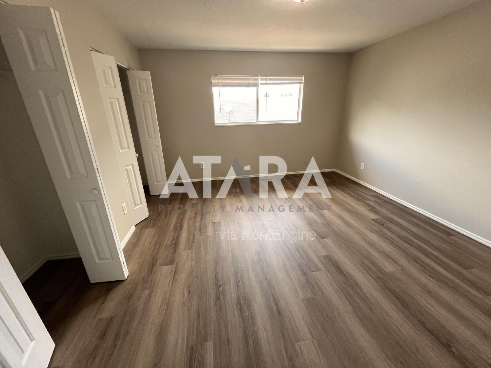 Gallery Image 16