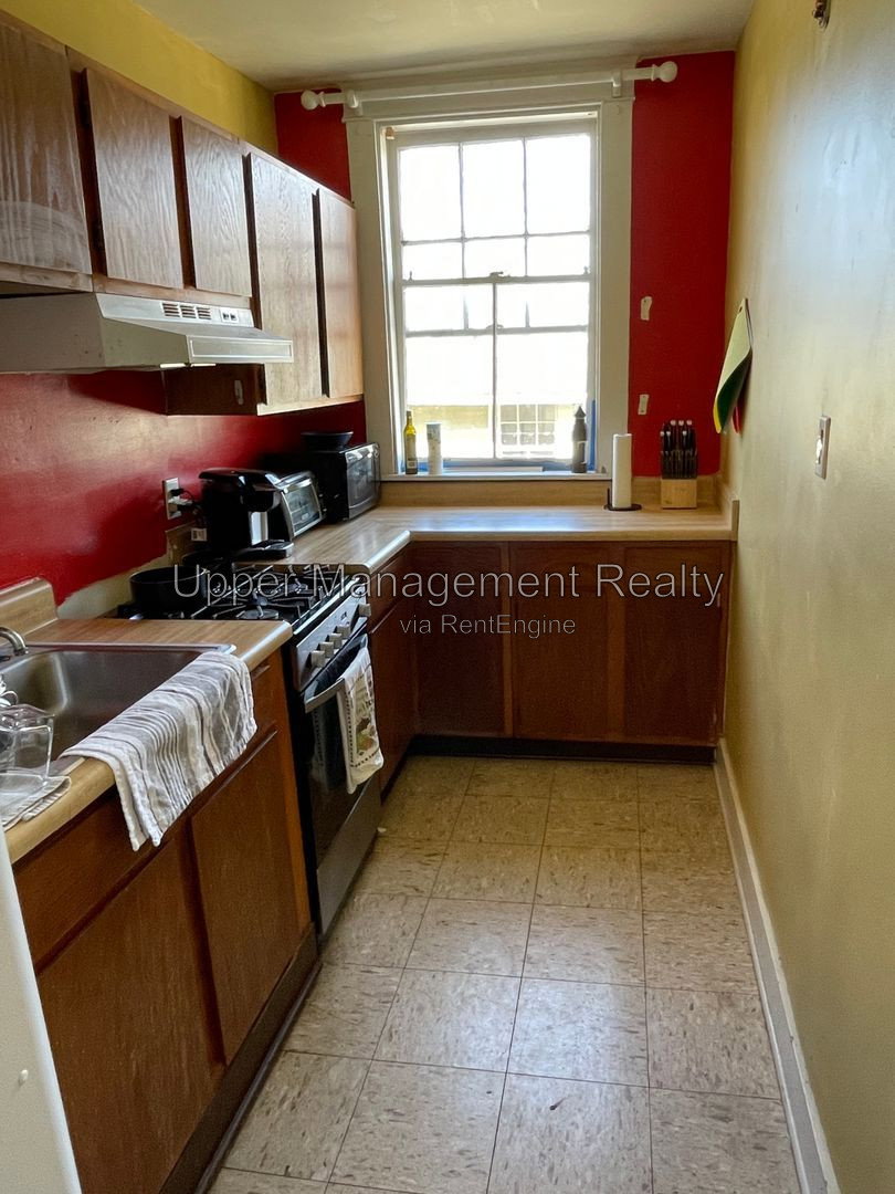 Gallery Image 10