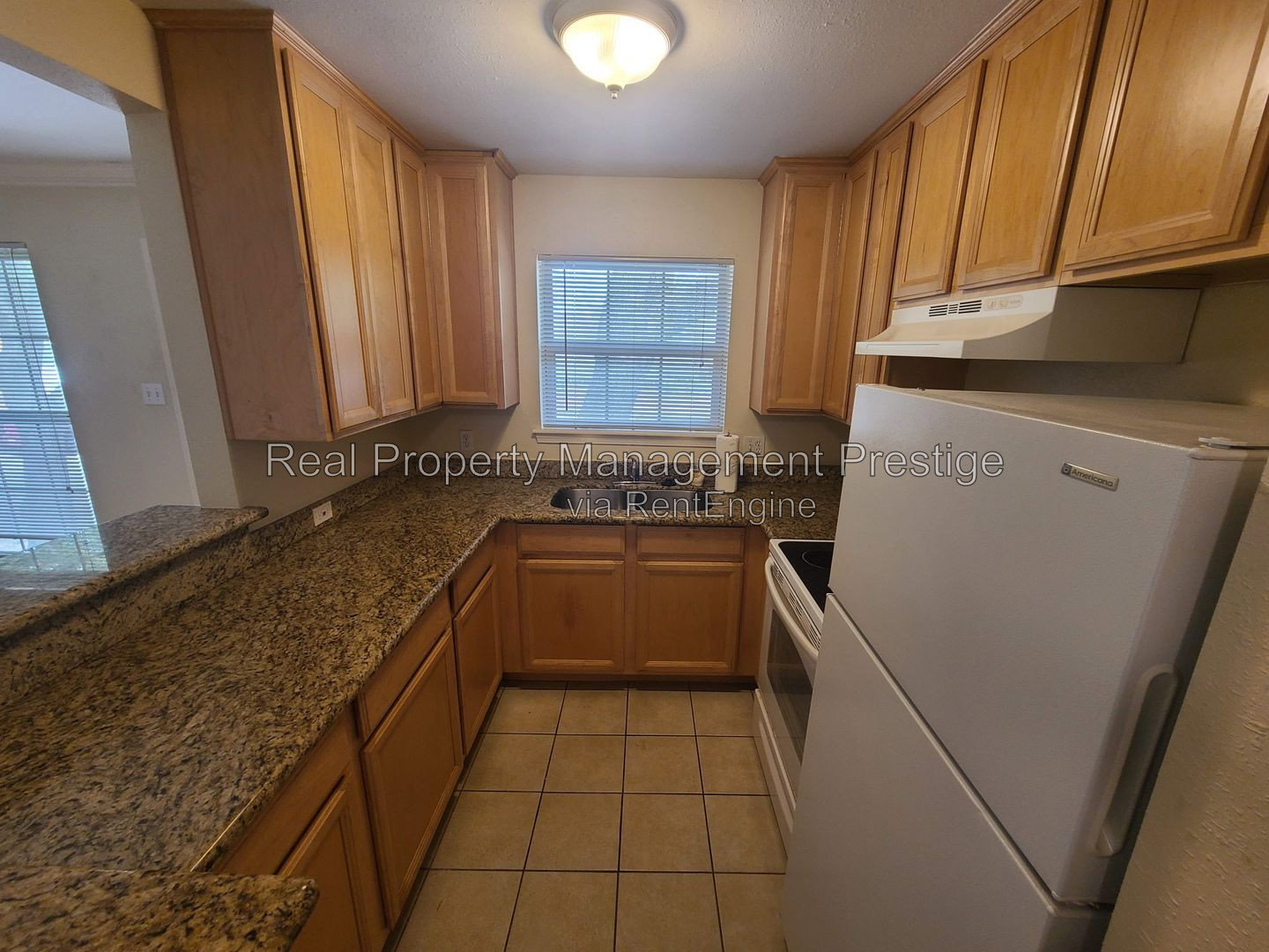 1 Bedroom Multi-Family Home – 1523 Heights Boulevard #10, Houston, TX 77008
