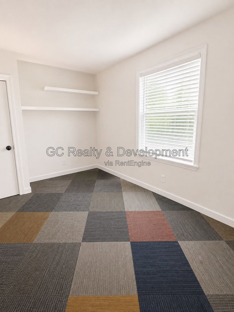Gallery Image 6
