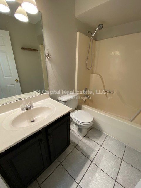 Gallery Image 20