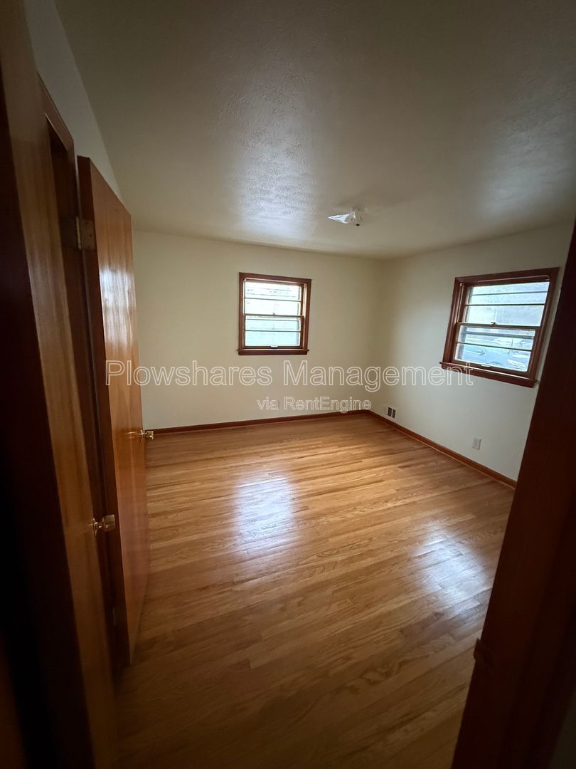 Gallery Image 8