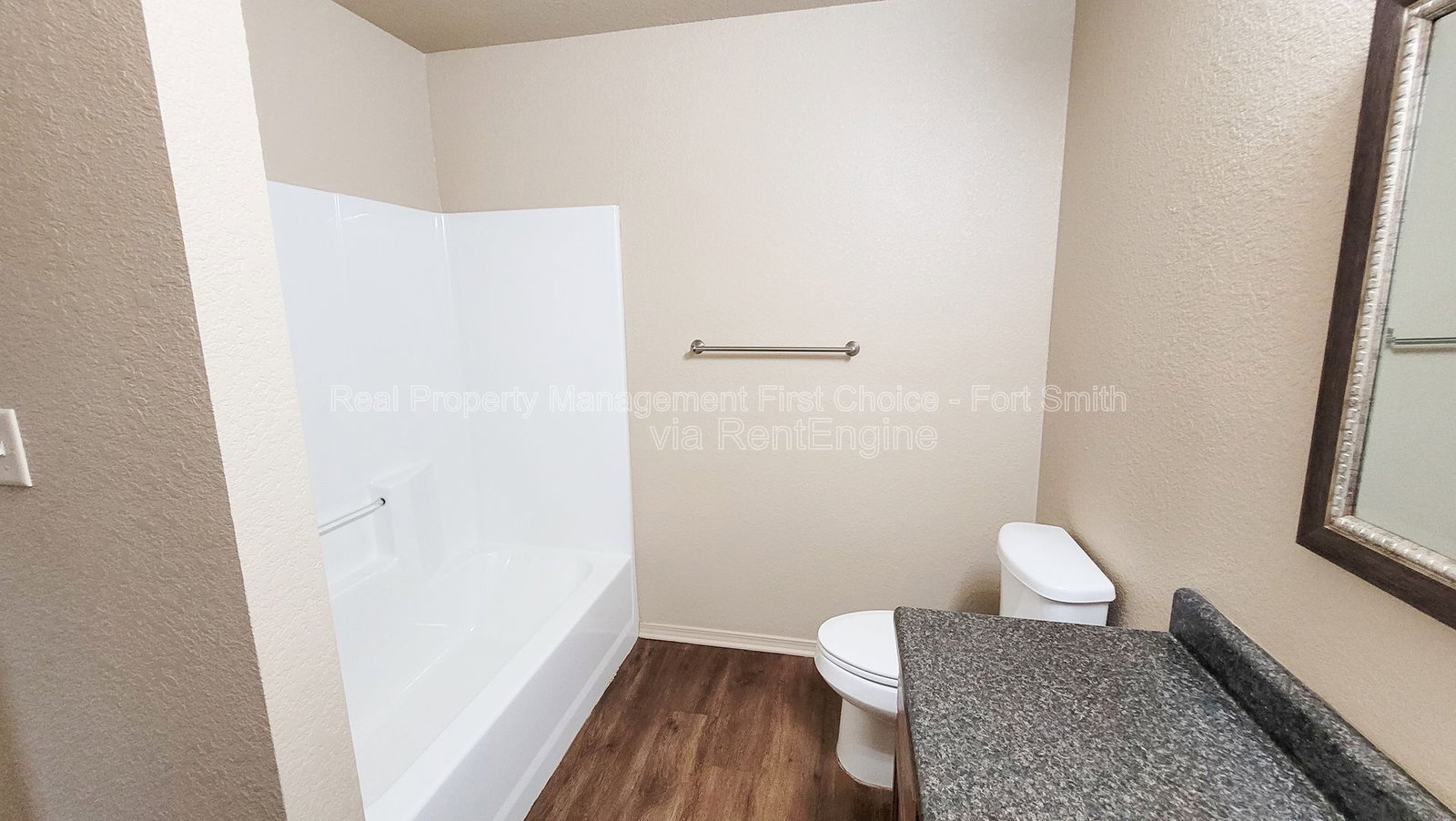 Gallery Image 15