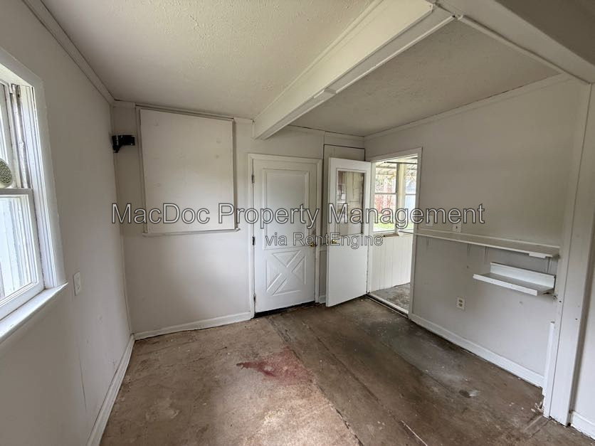 Gallery Image 25