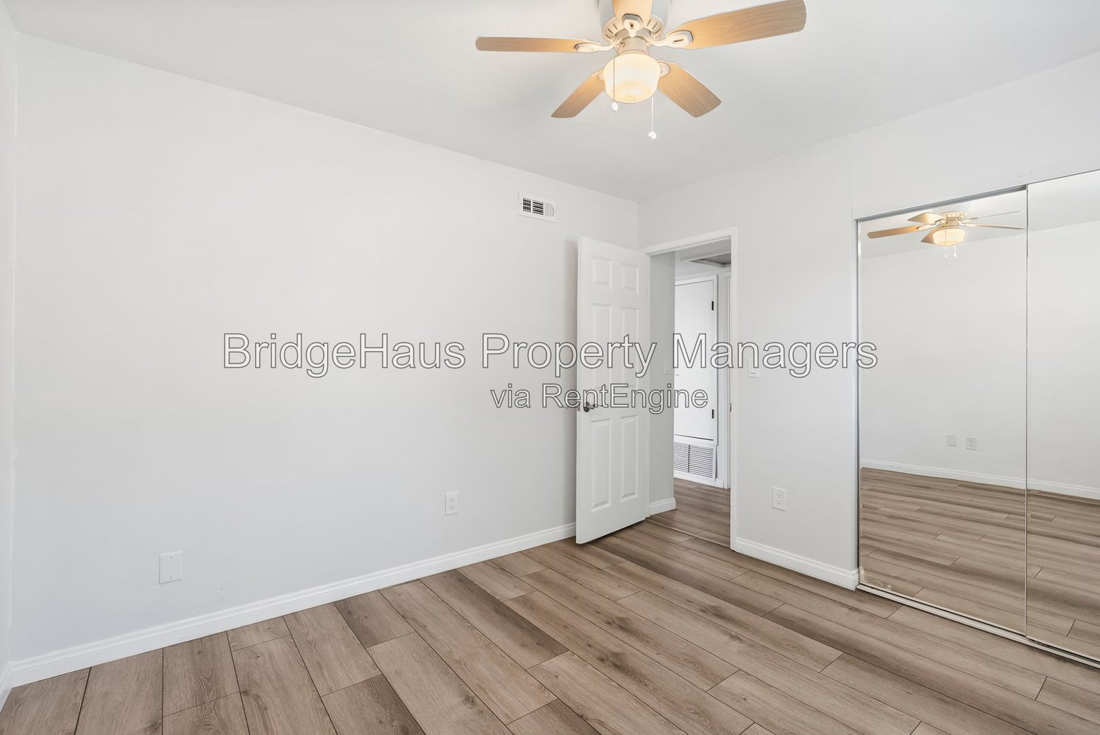 Gallery Image 25