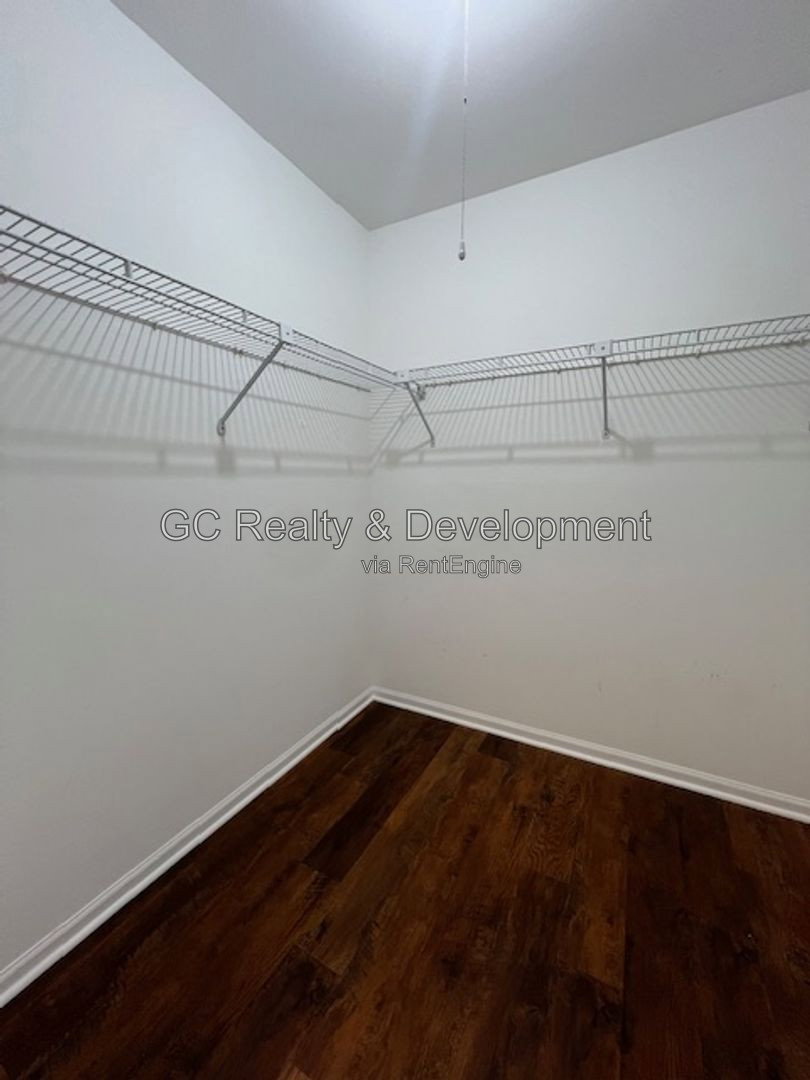 Gallery Image 21