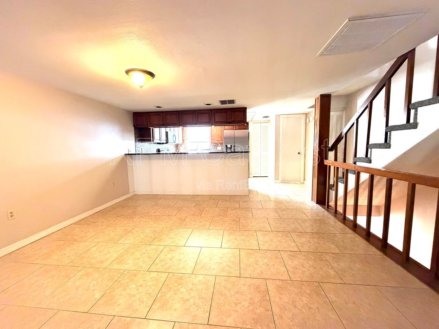 Gallery Image 0