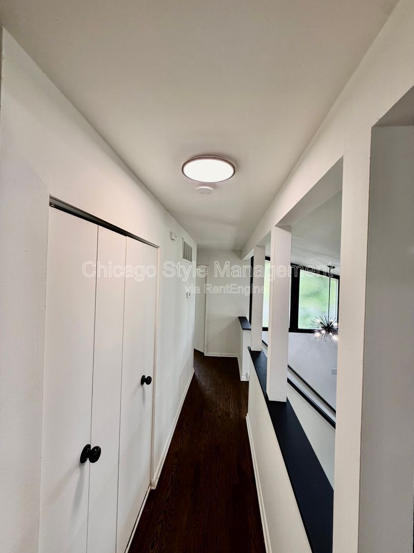 Gallery Image 22