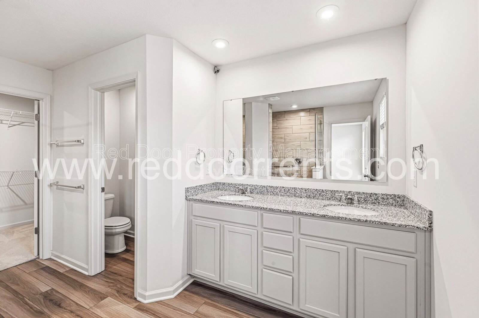 Gallery Image 16