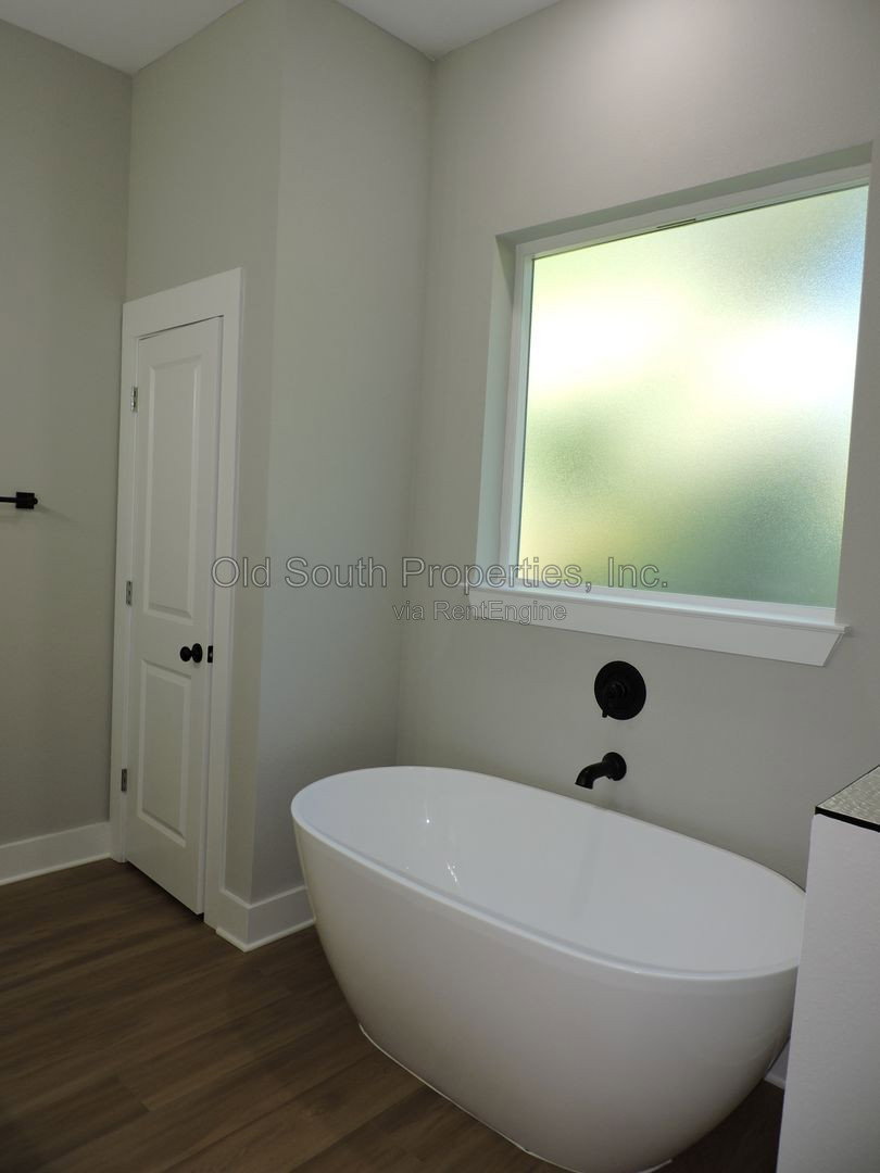 Gallery Image 21