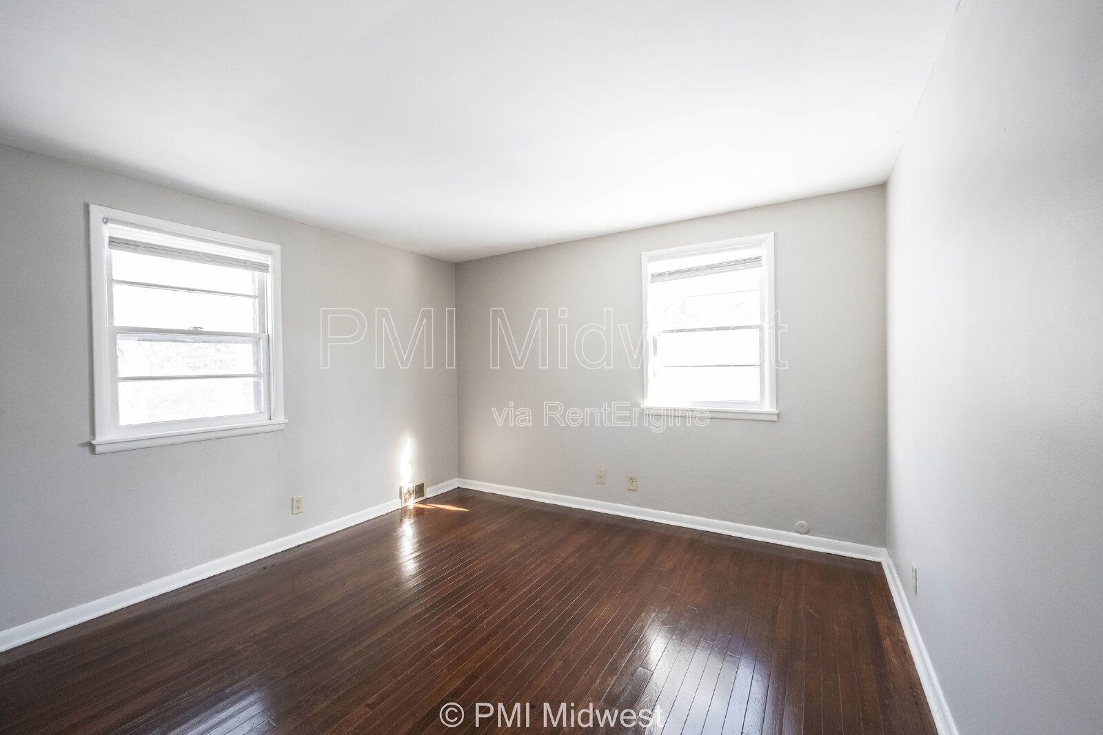 Gallery Image 18