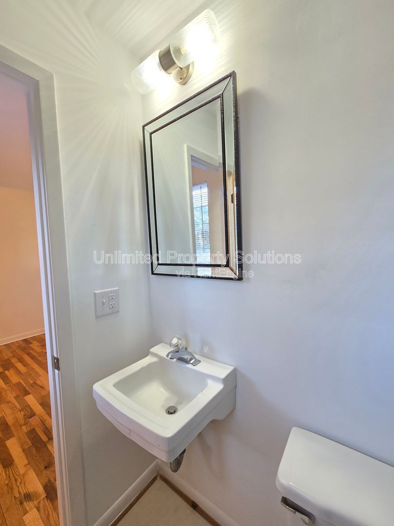 Gallery Image 32