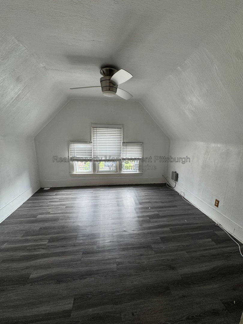 Gallery Image 20