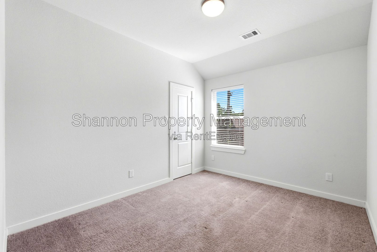 Gallery Image 33