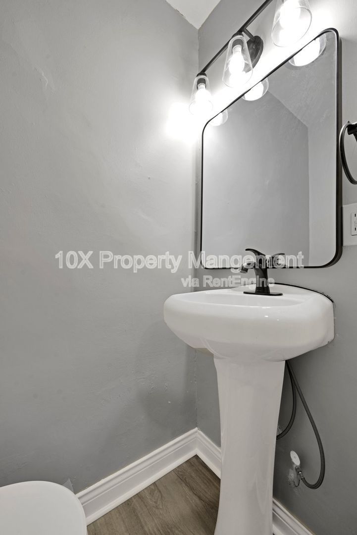 Gallery Image 11