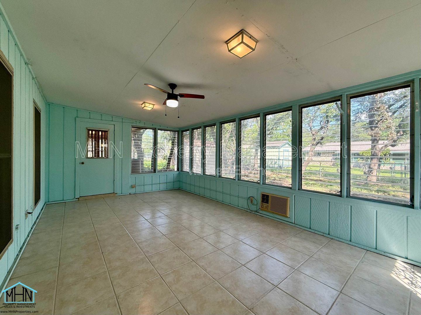 Gallery Image 19