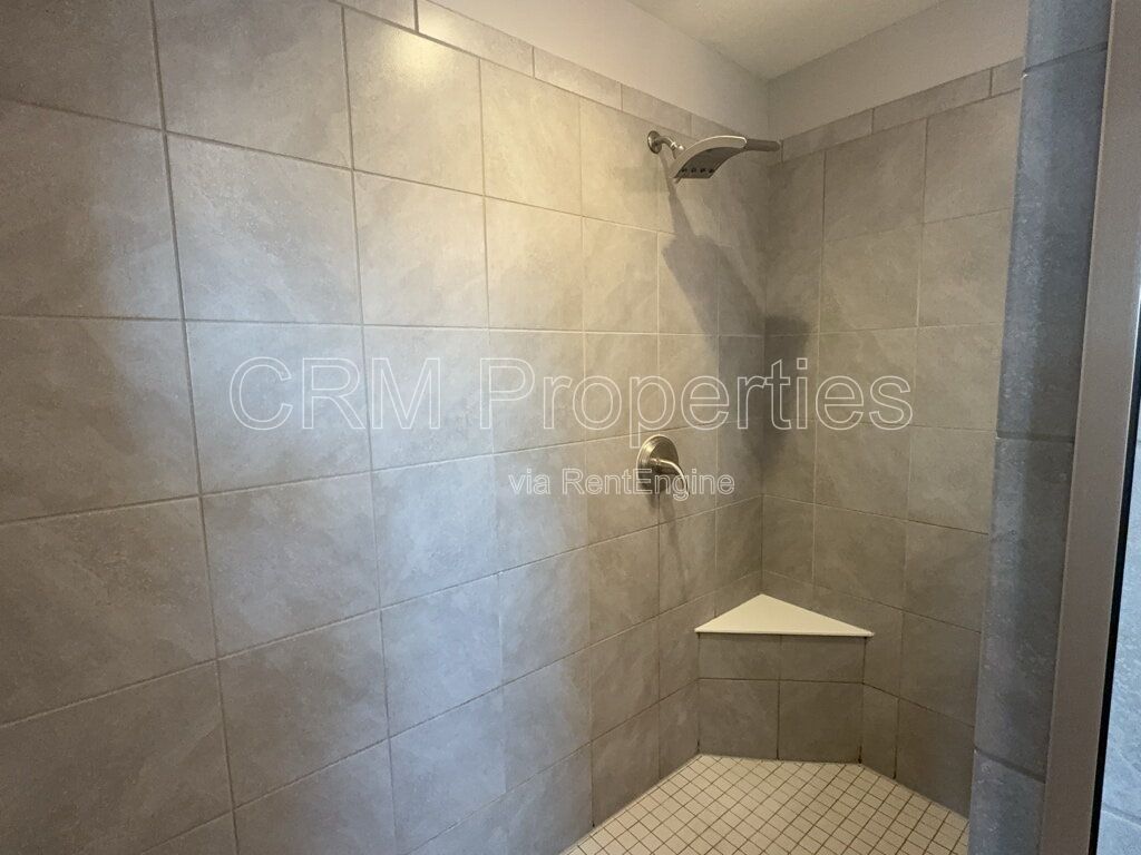 Gallery Image 38