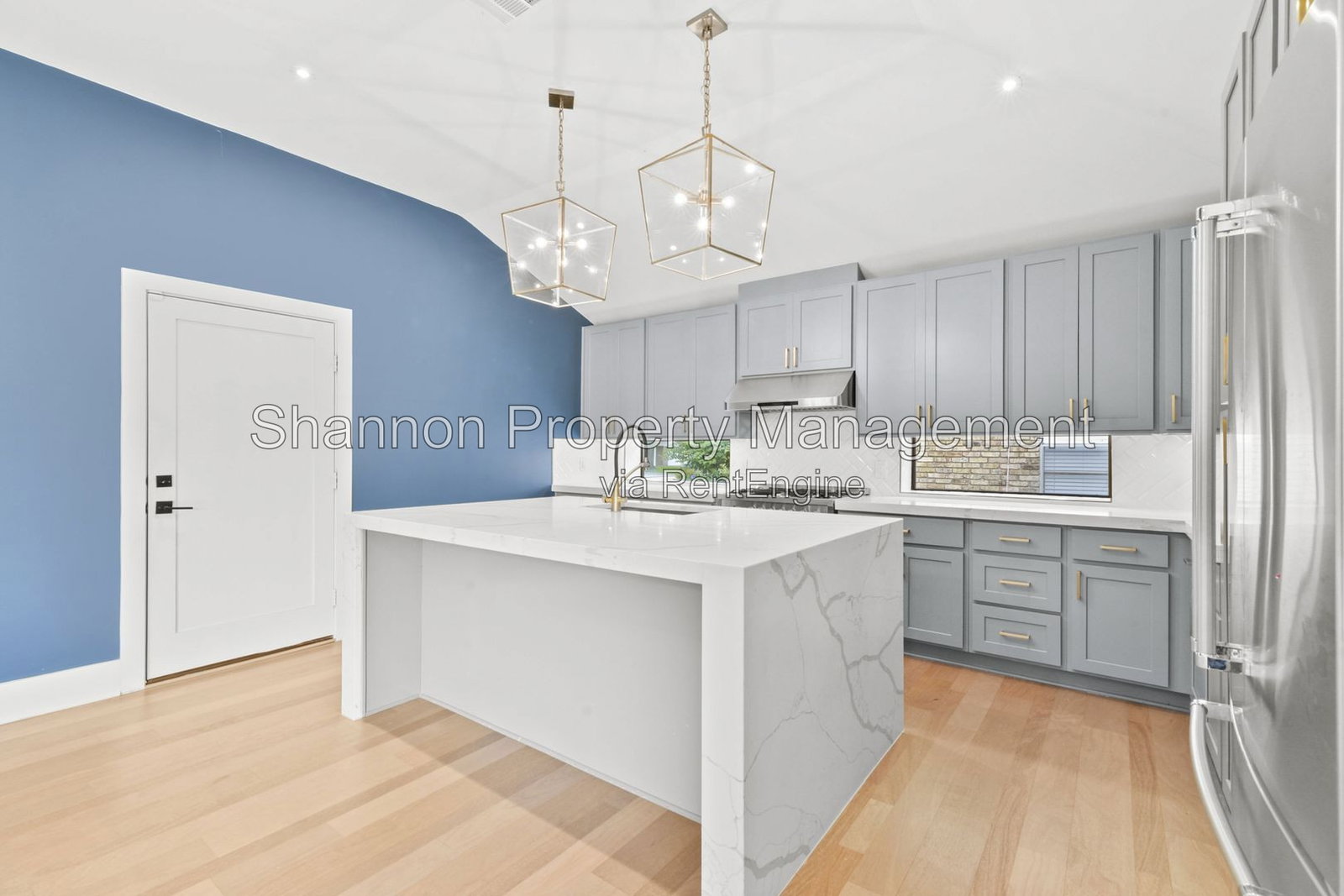 Gallery Image 14
