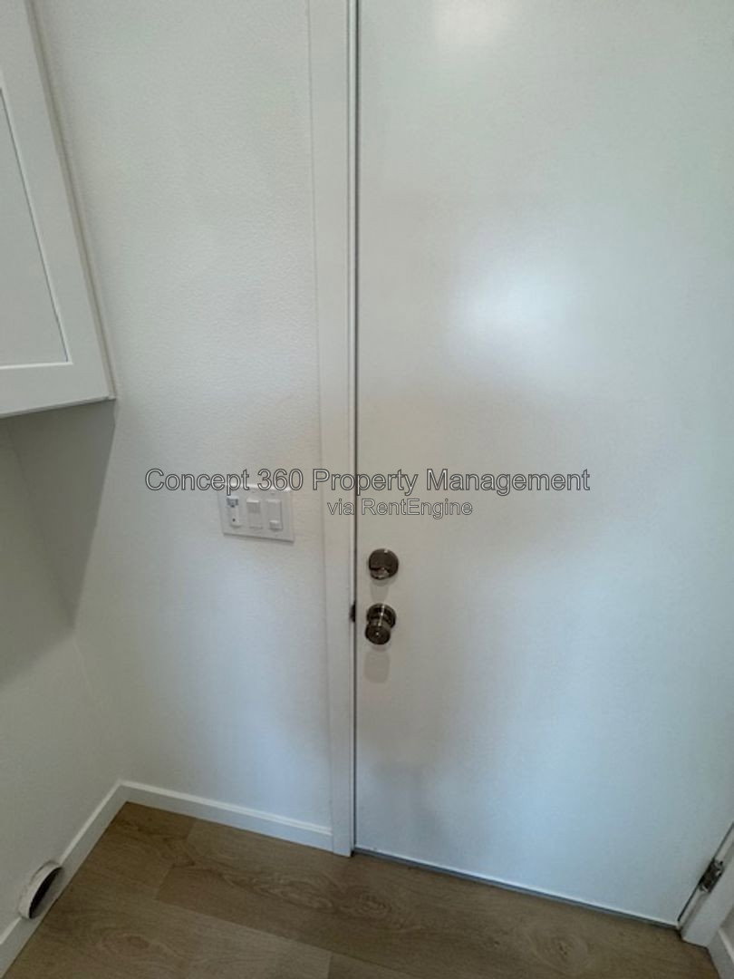 Gallery Image 17