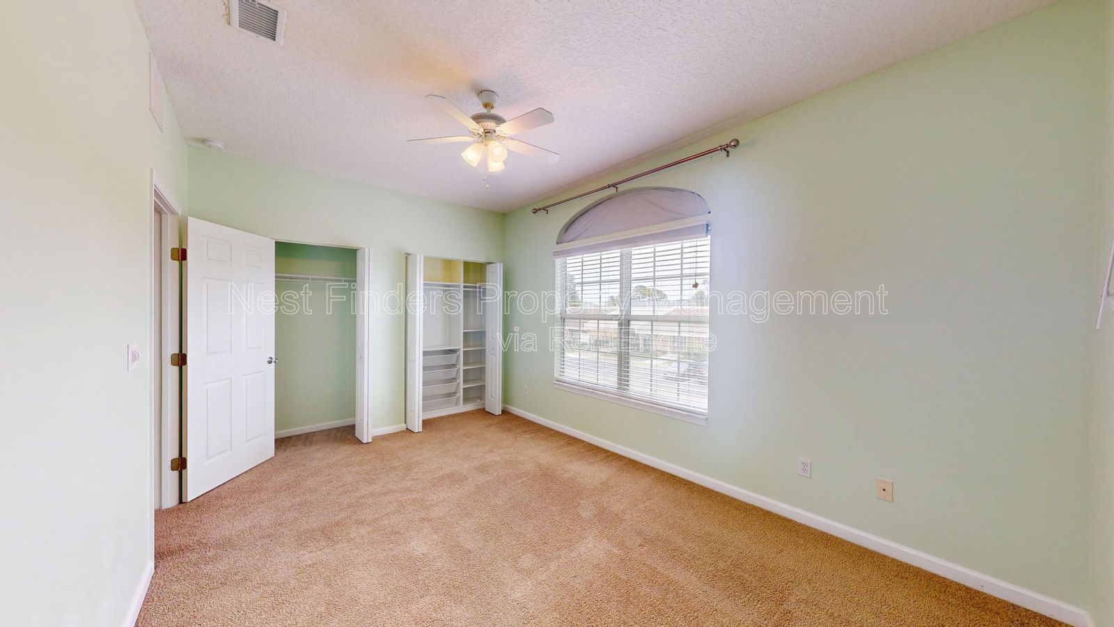 Gallery Image 19