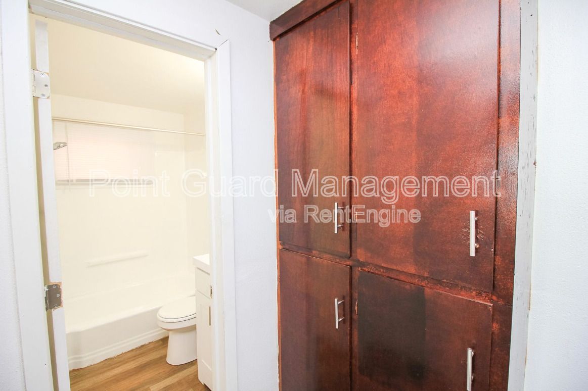 Gallery Image 12