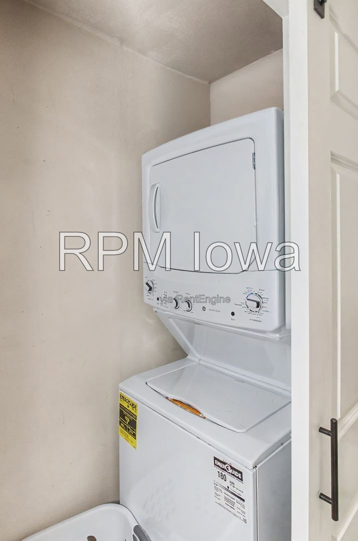 Gallery Image 17