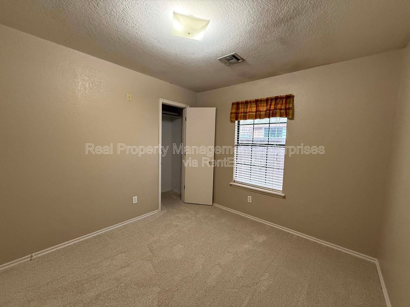 Gallery Image 20