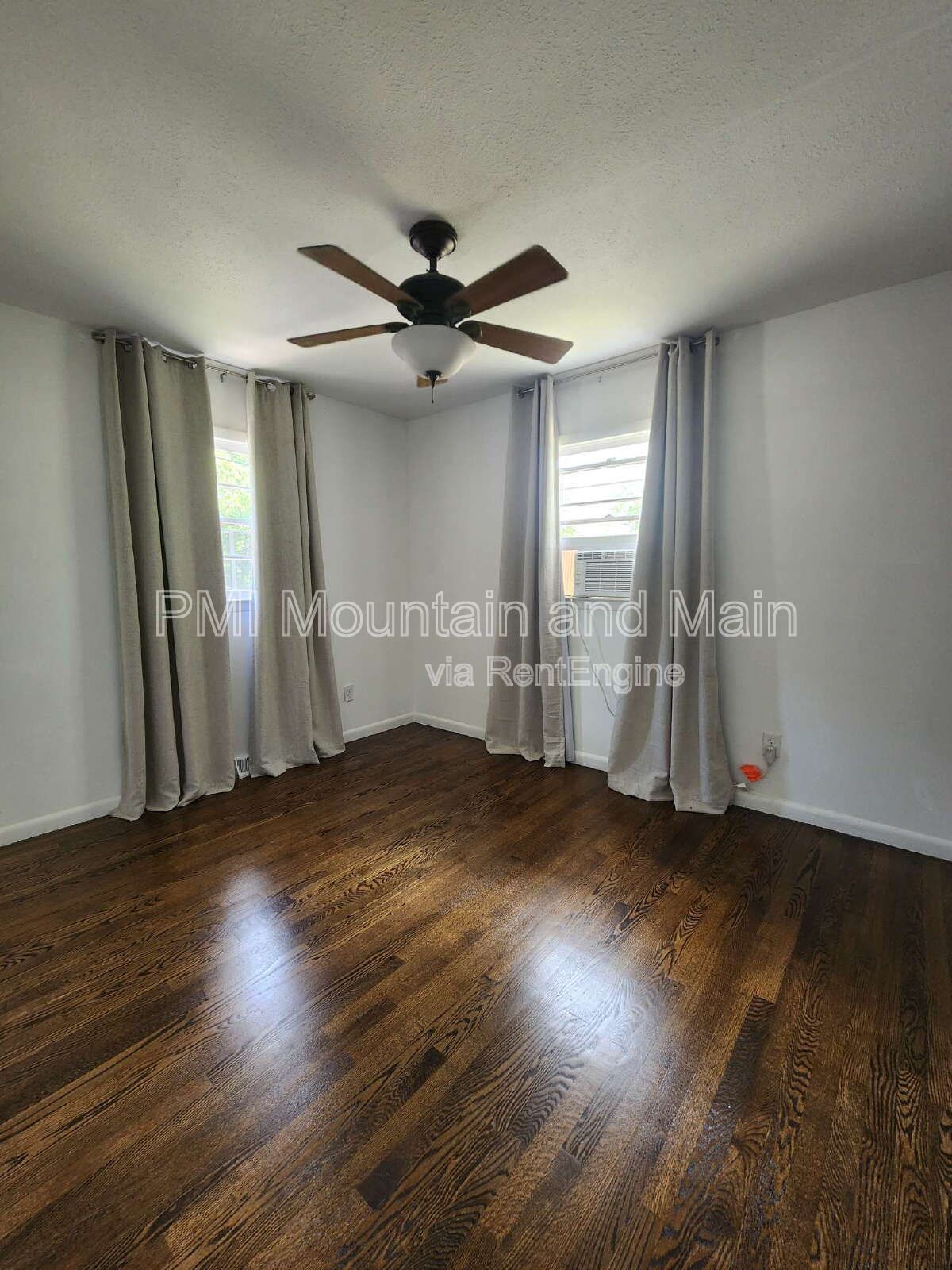 Gallery Image 17