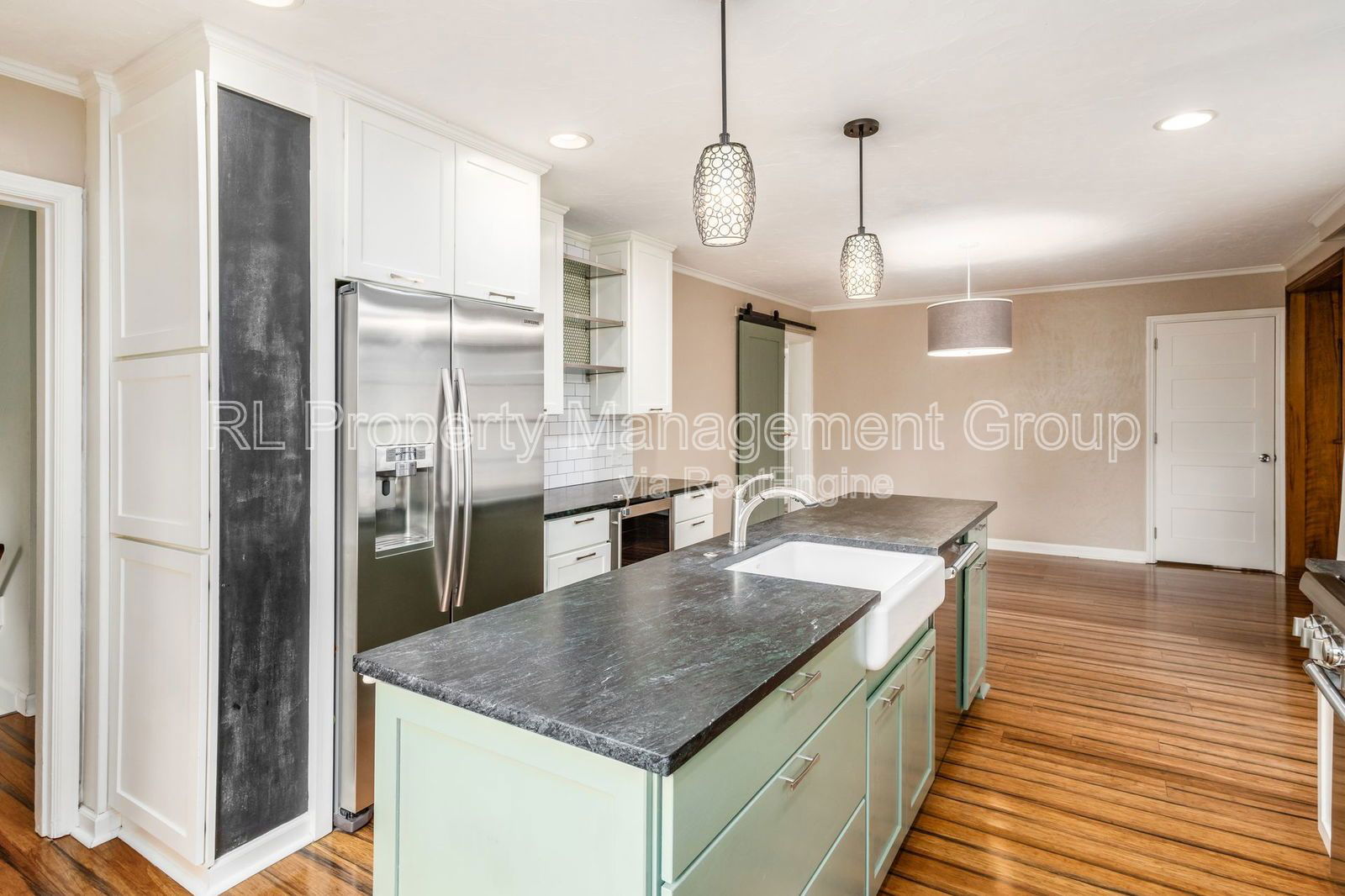 Gallery Image 17