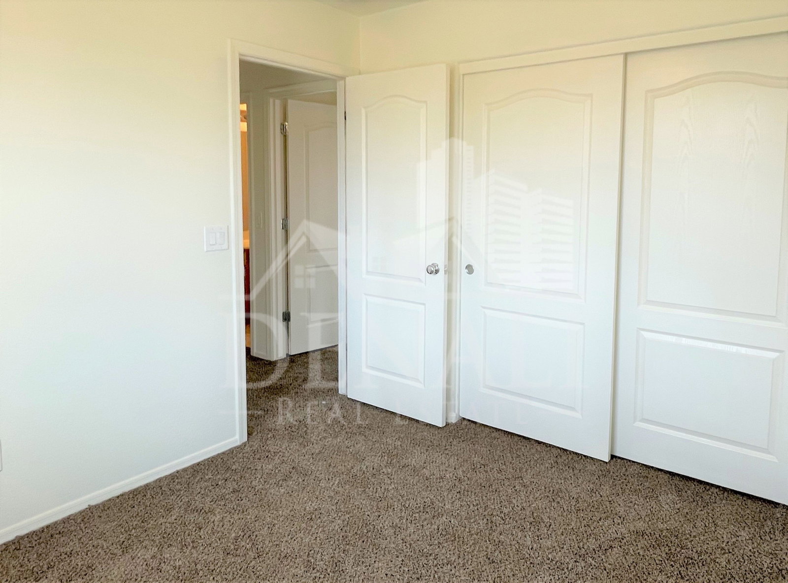 Gallery Image 19