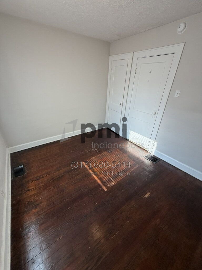Gallery Image 14