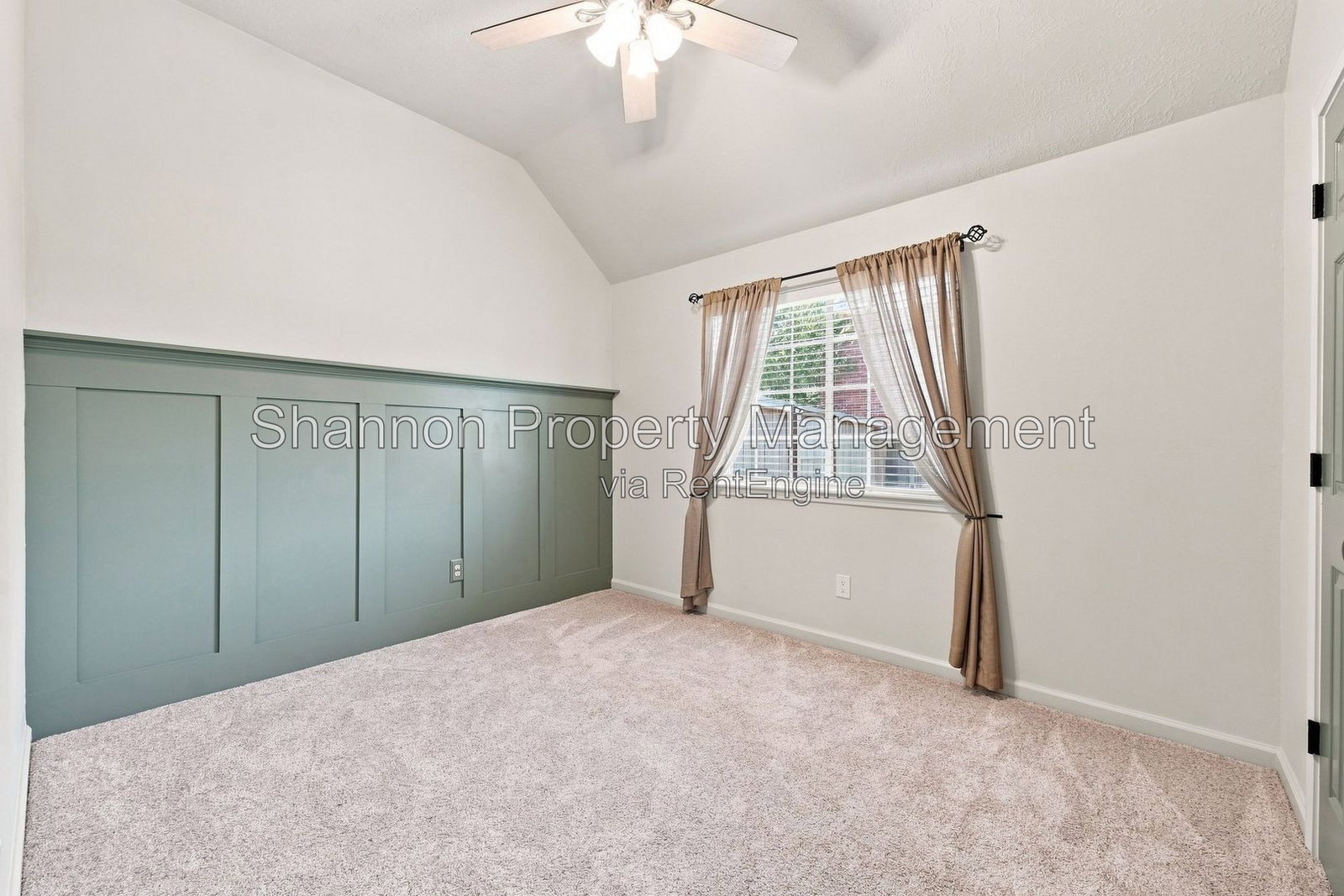 Gallery Image 22