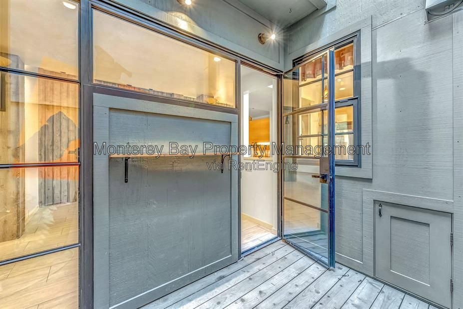 Gallery Image 8
