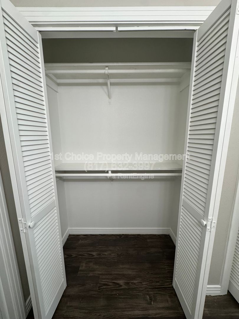 Gallery Image 18