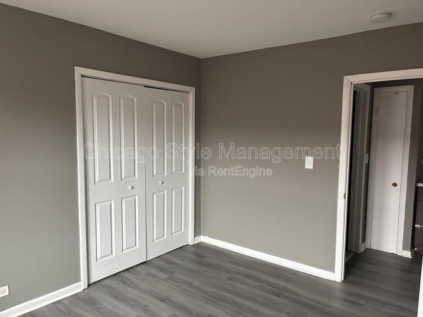 Gallery Image 0
