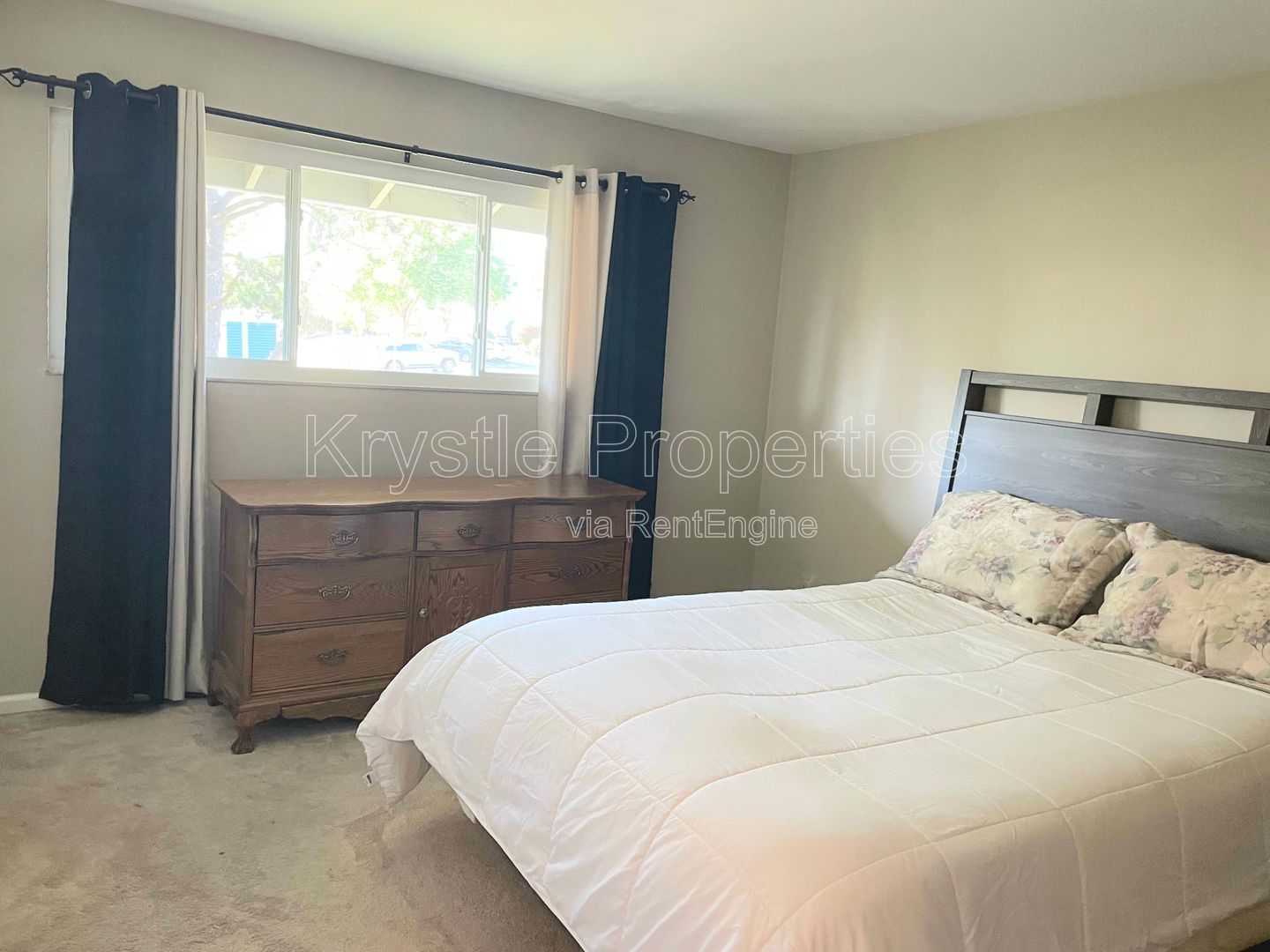 Gallery Image 33