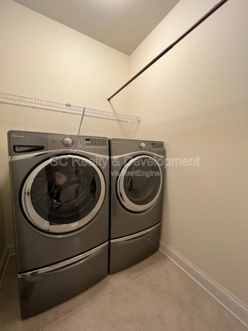 Gallery Image 14