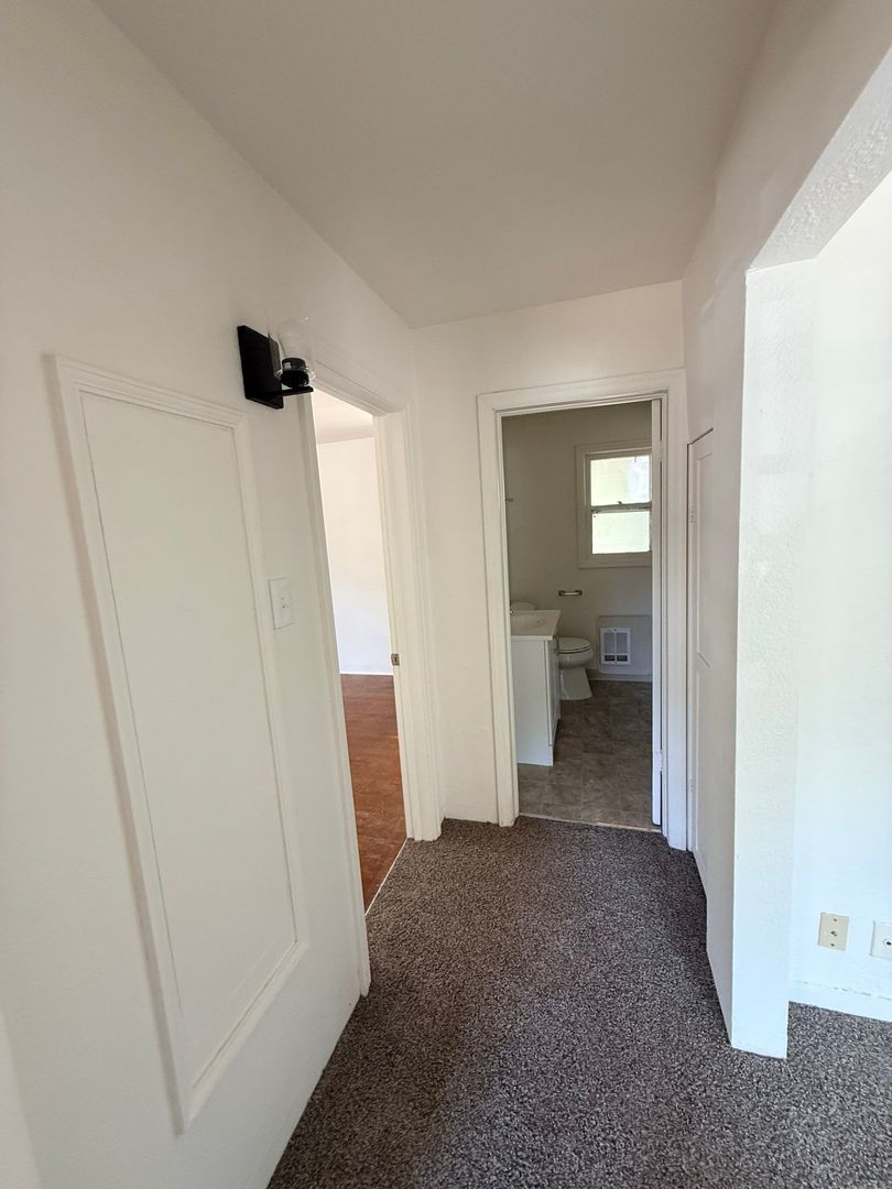 Gallery Image 16