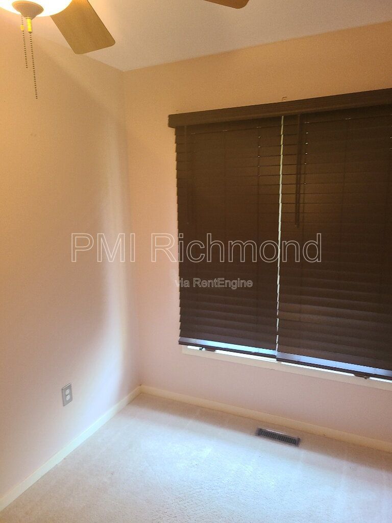 Gallery Image 19