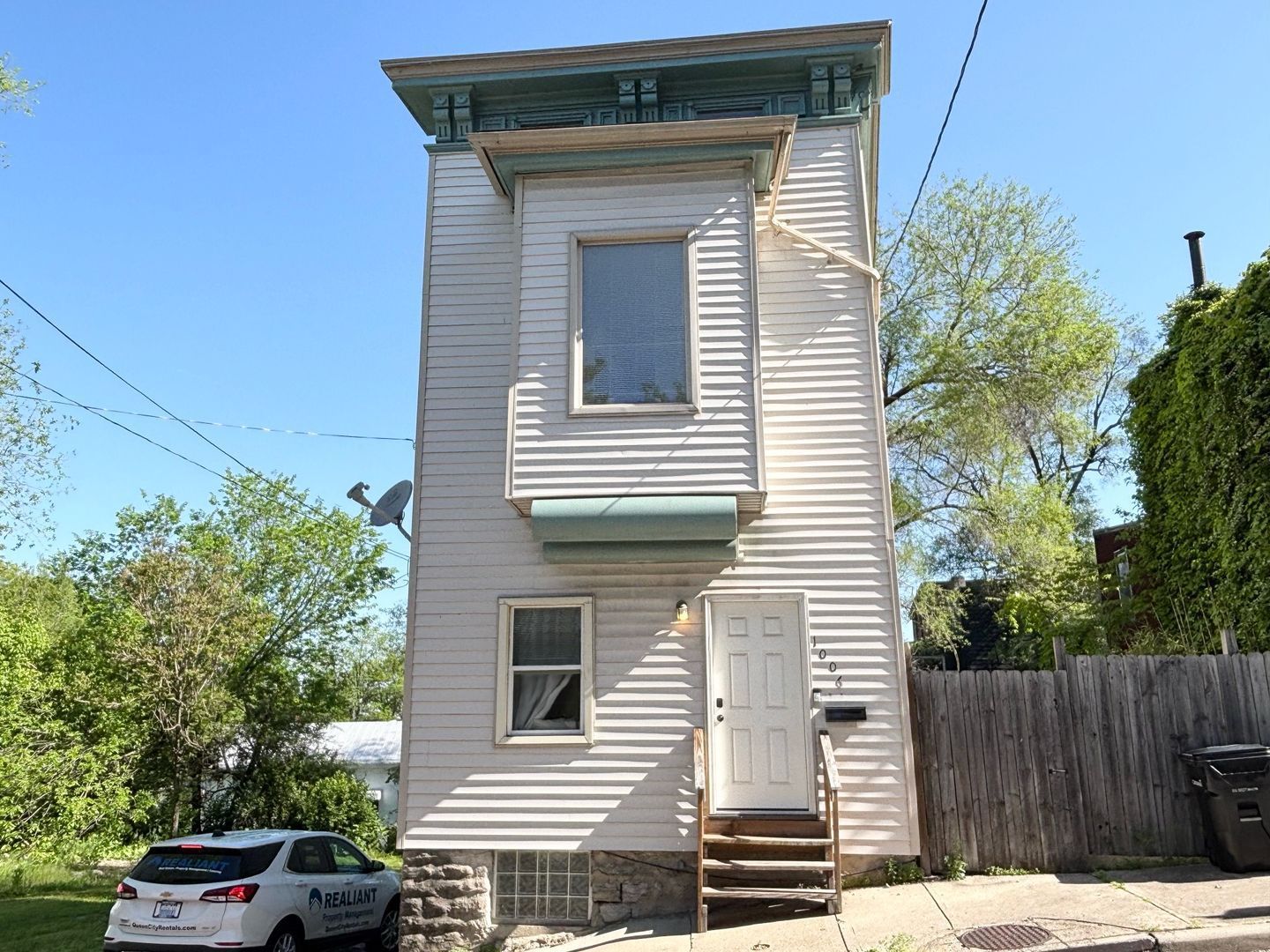Gallery Image 0