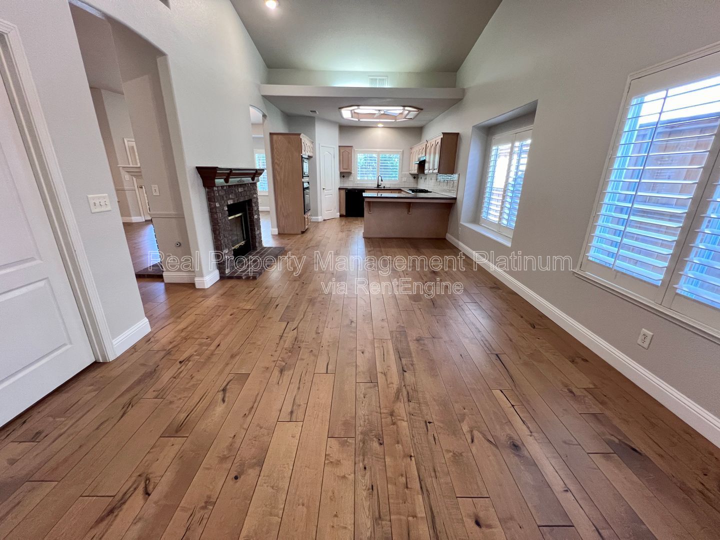 Gallery Image 15