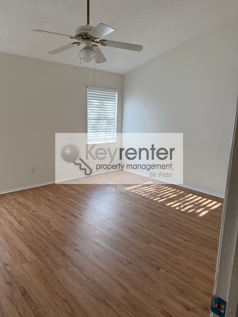 Gallery Image 16